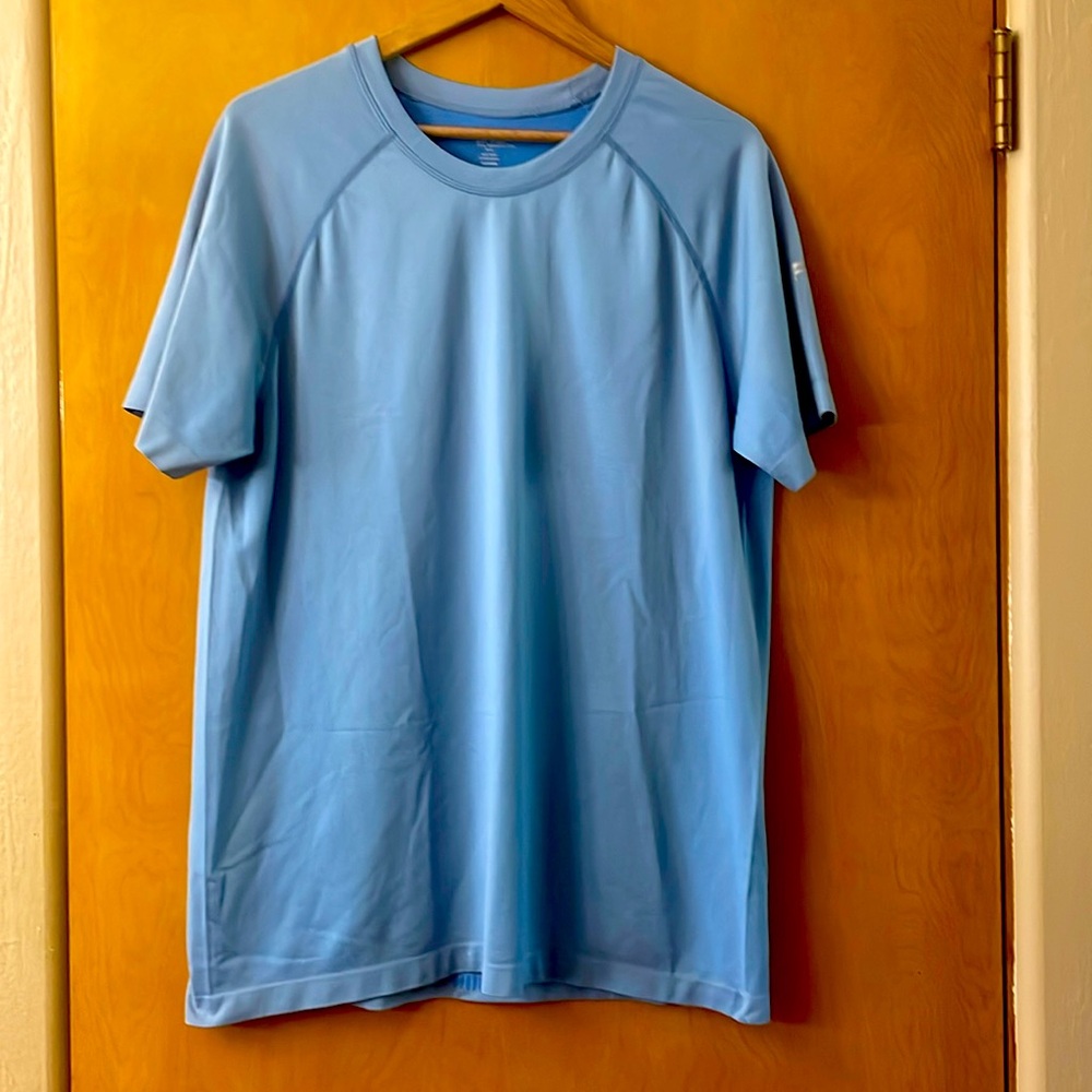 Fabletics men’s t shirt